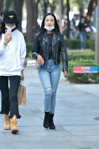 ★高挑牛仔裤美女★