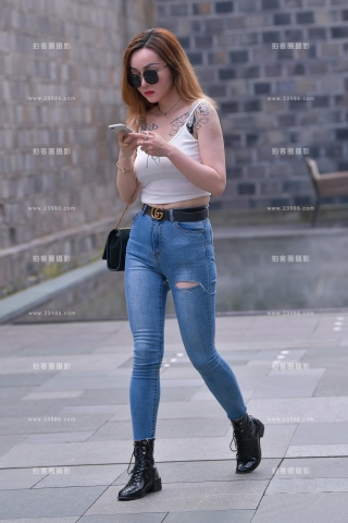 【视觉冲击赛贴】丰腴的紧牛小姐姐