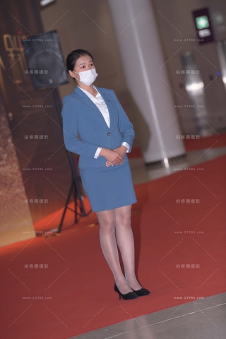 端庄的丝腿礼仪