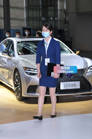 R丝制服美女销售