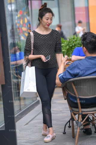 【街拍之魂赛帖】成熟也是一种美