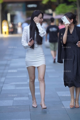街拍性感的高跟美女【原图+视频】