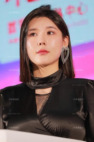 【玻璃街拍】靓