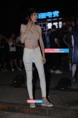 【街拍之魂赛帖】B73、夜色太撩人