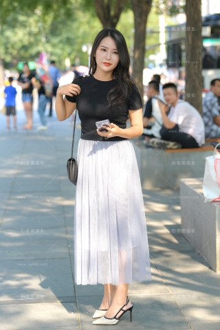 【街拍之魂赛帖】美丽白长裙