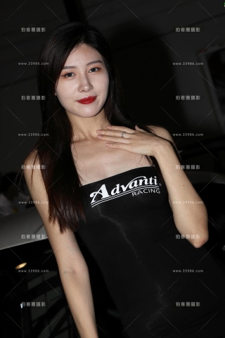 黑色连衣短裙 细背带