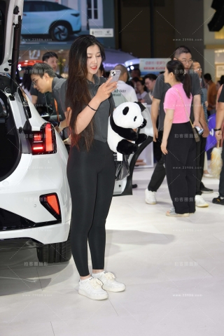 甜美的紧身裤蜜臀主播