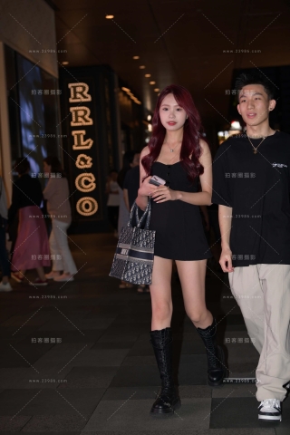 夜拍黑色长靴小妹