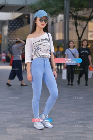 【红石赛贴】性感牛仔裤长发美女