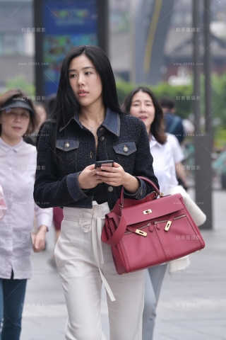 【视觉冲击赛贴】高挑白裤美女