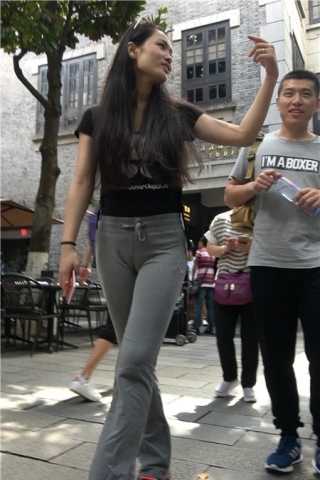 4k-弹力裤紧身美三角街拍美女第三季 [1.01 GB]（视频版）