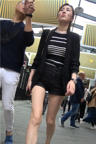 4k-秀外慧中热裤美腿漂亮少妇美女 [1.45 GB]（视频版）