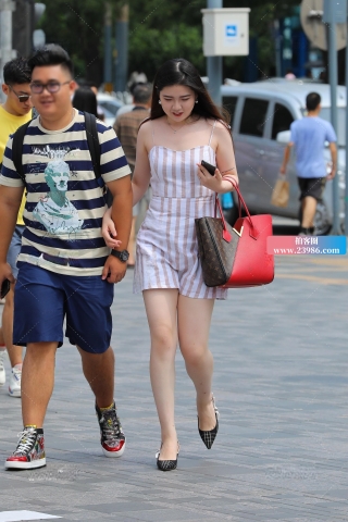 喜欢略丰满的女人