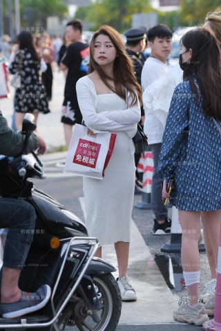 【视觉冲击赛贴】白包臀裙~