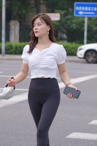 性感黑色瑜伽裤 【原图+视频】