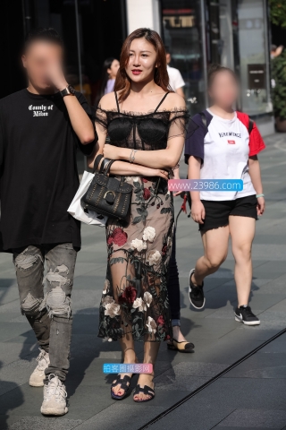 【凯恩赛帖】一身薄纱性感长裙