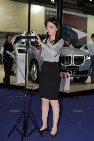 卖宝马的韵味主播 【图片➕视频】