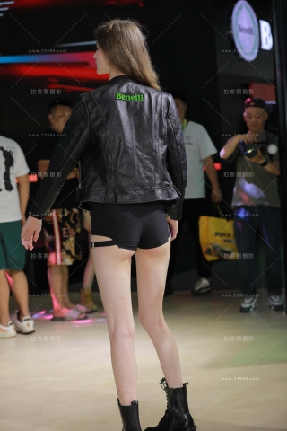 大洋马机车模特