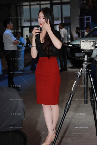 红裙超薄丝售车主播