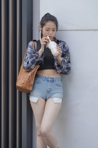 爱笑的女孩【原图+视频】MO_0833T