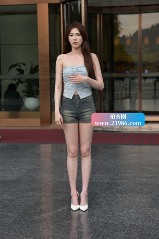 抹胸装热裤美腿小姐姐  【第一篇】