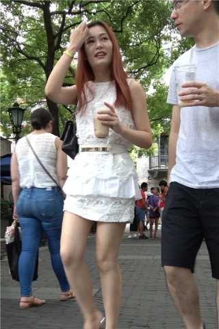 4K 性感身材街拍高跟短裙美女姐姐（视频版）