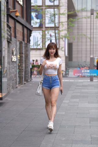 “猫咪”小姐姐