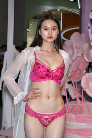 多模走show小合集