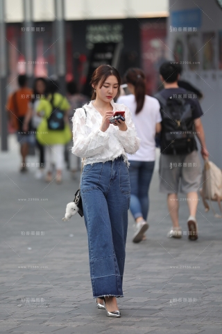 可爱甜美的笑容 好喜欢