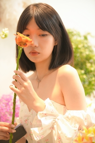 白裙女孩【原图+视频】MO_0878S