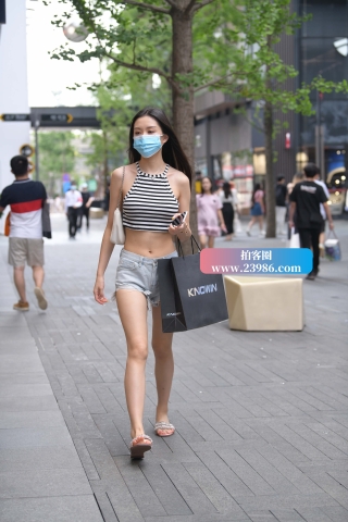 魔鬼身材小蛮腰小姐姐~！