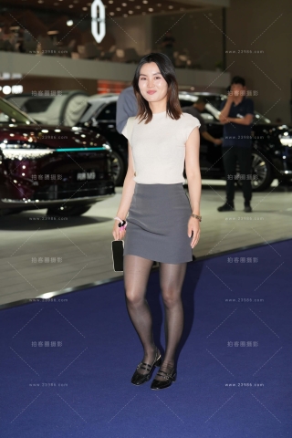 极品魅力超薄丝韵味朲槭