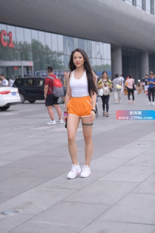 搭讪运动短裤健身女子