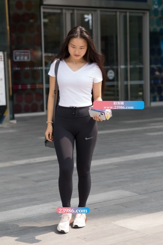 【凯恩赛帖】黑色紧身弹力裤