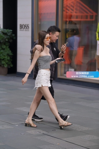 ‘大哥’的女人