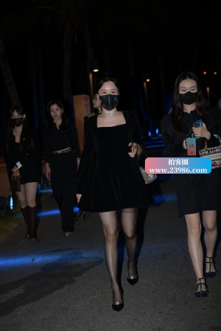 深圳时装周--嘿丝朲栖