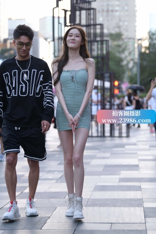 身材很好的小姐姐