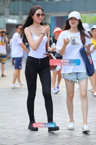 【视觉冲击赛贴】走路带风的小姐姐