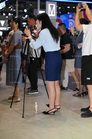 直播卖车的rou丝主播