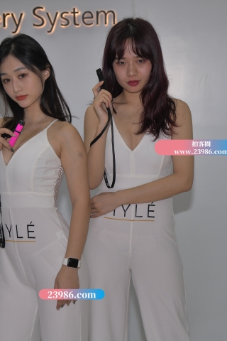 【视觉冲击赛贴】四个薄白裤，你喜欢哪个呢？