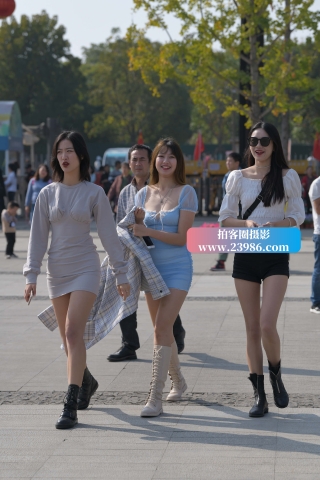 清新淡雅，青春靓丽