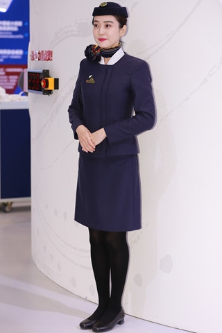 东航厚黑丝空姐（完整版）