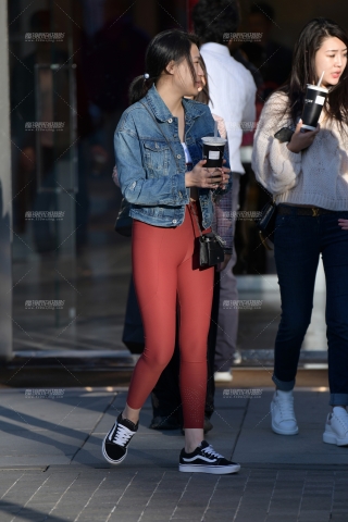 【小默赛帖】1641★逛街美女姐妹★