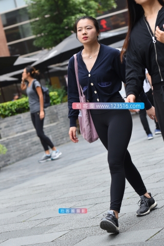 【咔喳赛贴】逛街的紧身裤