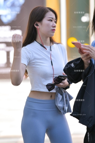 【红石赛贴】瑜伽裤美女