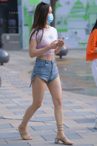 【红石赛帖】性感热裤美女