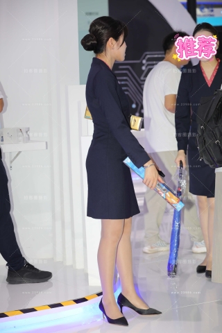 金融公司小姐姐肉丝细高跟美腿