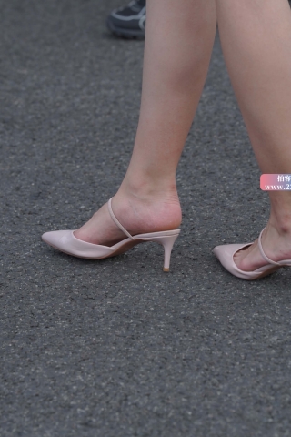 性感包臀裙大长腿美女