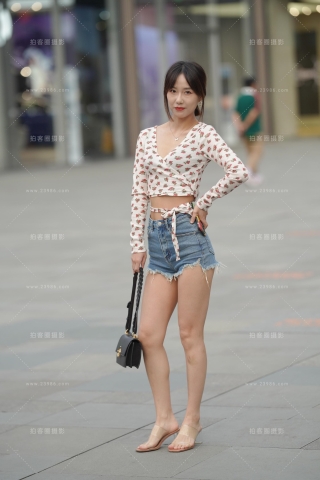 韩系热裤美眉210907-14part1