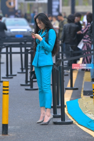 【视觉冲击赛贴】紧身西服高跟**